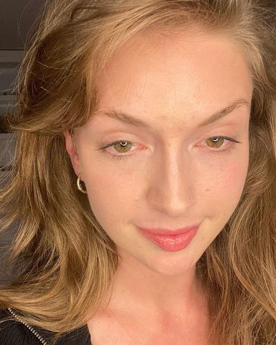 Yasemin Kay Allen seksi ifşa fotoğrafı 245