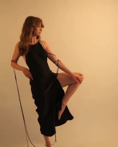 Yasemin Kay Allen seksi ifşa fotoğrafı 254