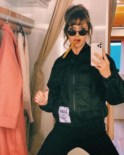 Yasemin Kay Allen seksi ifşa fotoğrafı 263