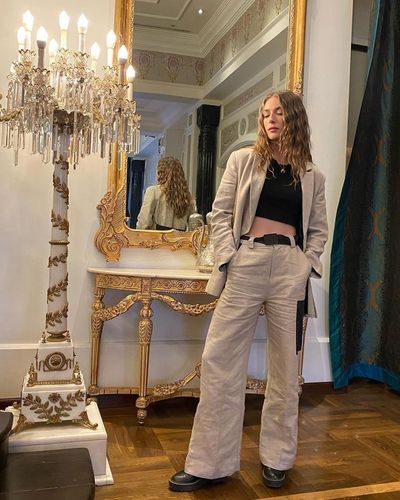 Yasemin Kay Allen seksi ifşa fotoğrafı 286