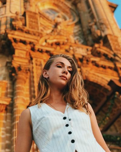 Yasemin Kay Allen seksi ifşa fotoğrafı 352