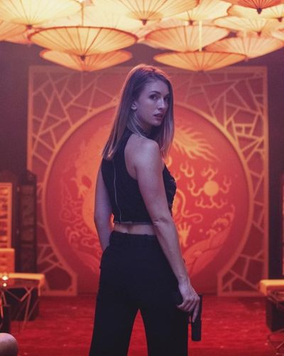 Yasemin Kay Allen seksi ifşa fotoğrafı 361