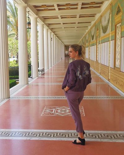 Yasemin Kay Allen seksi ifşa fotoğrafı 424