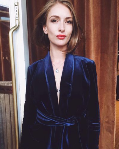 Yasemin Kay Allen seksi ifşa fotoğrafı 441