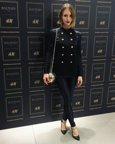 Yasemin Kay Allen seksi ifşa fotoğrafı 467