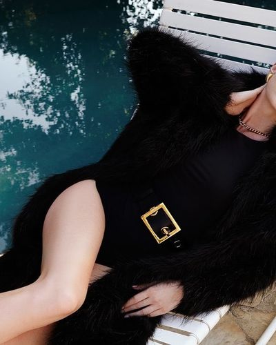 Yasemin Kay Allen seksi ifşa fotoğrafı 475