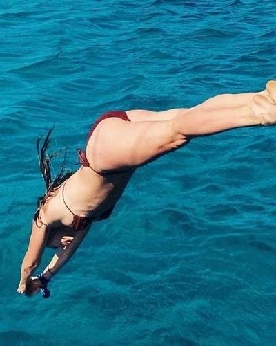 Yasemin Kay Allen seksi ifşa fotoğrafı 494