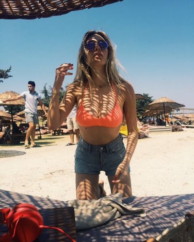 Yasmin Erbil seksi ifşa fotoğrafı 34