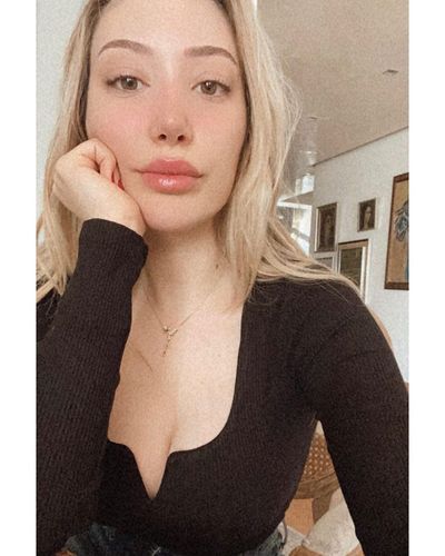 Yasmin Erbil seksi ifşa fotoğrafı 42