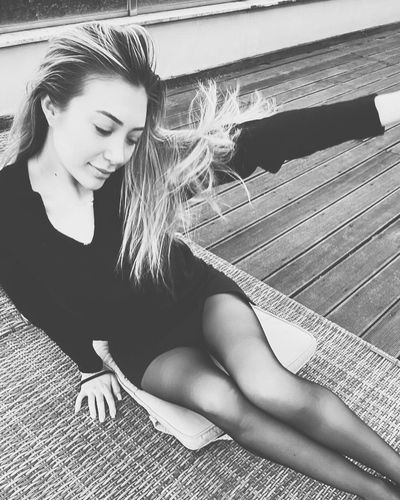 Yasmin Erbil seksi ifşa fotoğrafı 54