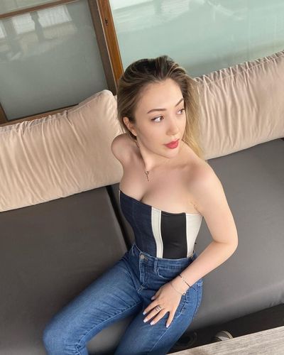 Yasmin Erbil seksi ifşa fotoğrafı 69