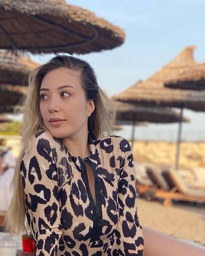 Yasmin Erbil seksi ifşa fotoğrafı 73