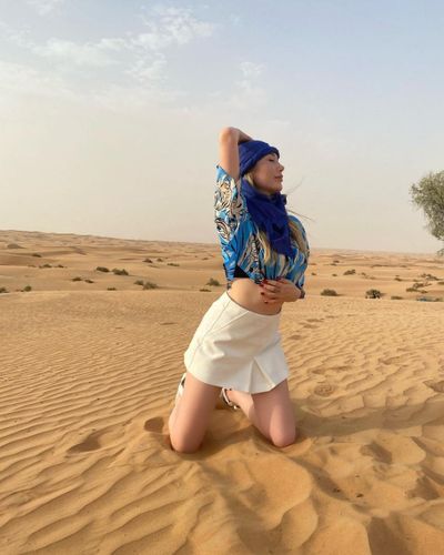 Yasmin Erbil seksi ifşa fotoğrafı 89