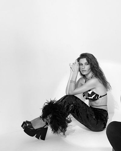 Yusra Geyik seksi ifşa fotoğrafı 176