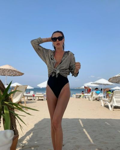 Yusra Geyik seksi ifşa fotoğrafı 304