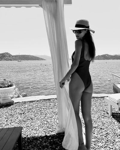 Yusra Geyik seksi ifşa fotoğrafı 37