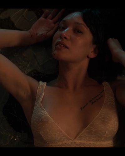 Zeynep Yüce seksi ifşa fotoğrafı 16 — İlk ve Son (2021)